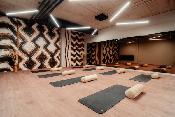 Basement Studio – Low Impact Training mit Yoga- und Pilates inspirierten Workouts