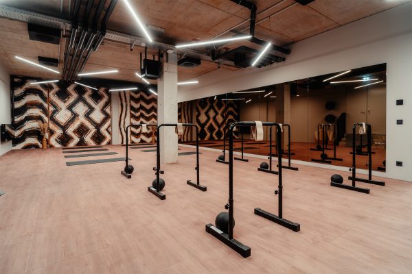 Basement Studio – Low Impact Training mit Yoga- und Pilates inspirierten Workouts